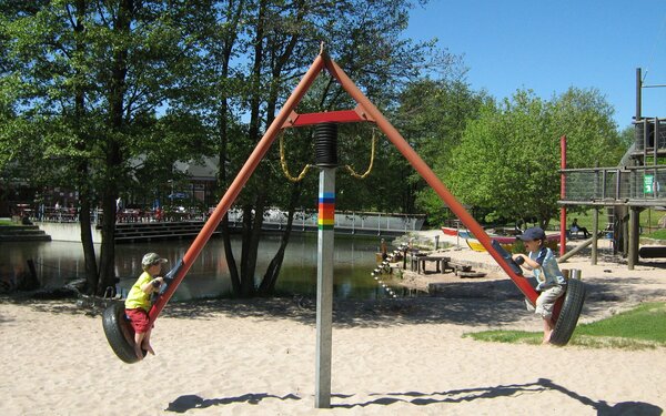 Spielplatz im Freizeitpark „Villeneuve-sur-Lot", Foto: Stadt Neustadt
