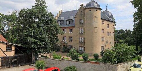 Schloss Mainsondheim, Foto: Uwe Miethe, Lizenz: DB AG