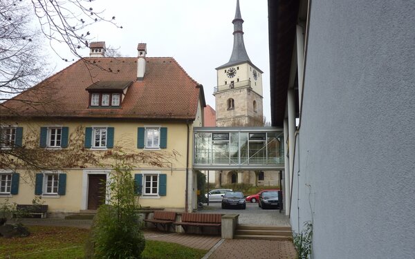 Rathaus und Kirche