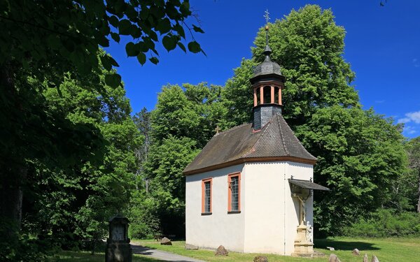 Die Kreuzkapelle Rohrbach, Foto: Uwe Miethe, Lizenz: DB