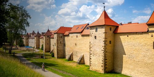 Stadtmauer in Weißenburg