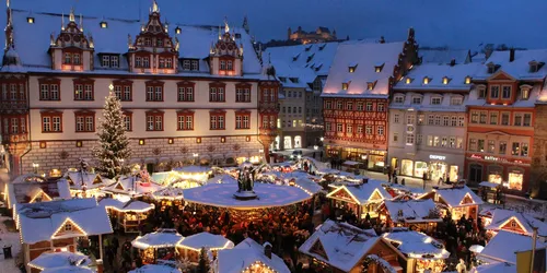 Luftaufnahme des Coburger Weihnachtsmarkts