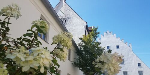 (c) Schlossmuseum Murnau