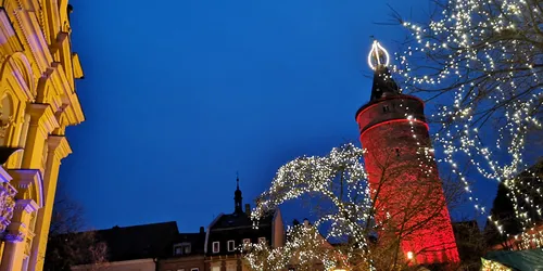 Weihnachtskerze - der Marktturm in Kitzingen