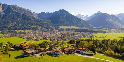 Blick-auf-Oberstdorf-(c)-Tourismus-Oberstdorf - Eren-Karaman