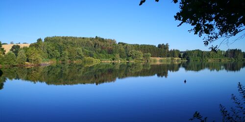 Action and relaxation at the Untreusee lake in Hof