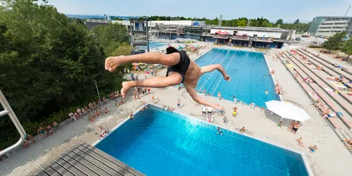Fun and relaxation at the Passau adventure pool "peb"