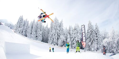 Paradies für Freestyler, Snowboarder und Slopestyler im Allgäu  Marktes Nesselwang 5ive Alpsitzpark