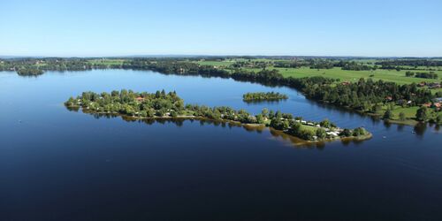 Campinginsel Buchau aus Luftperspektive