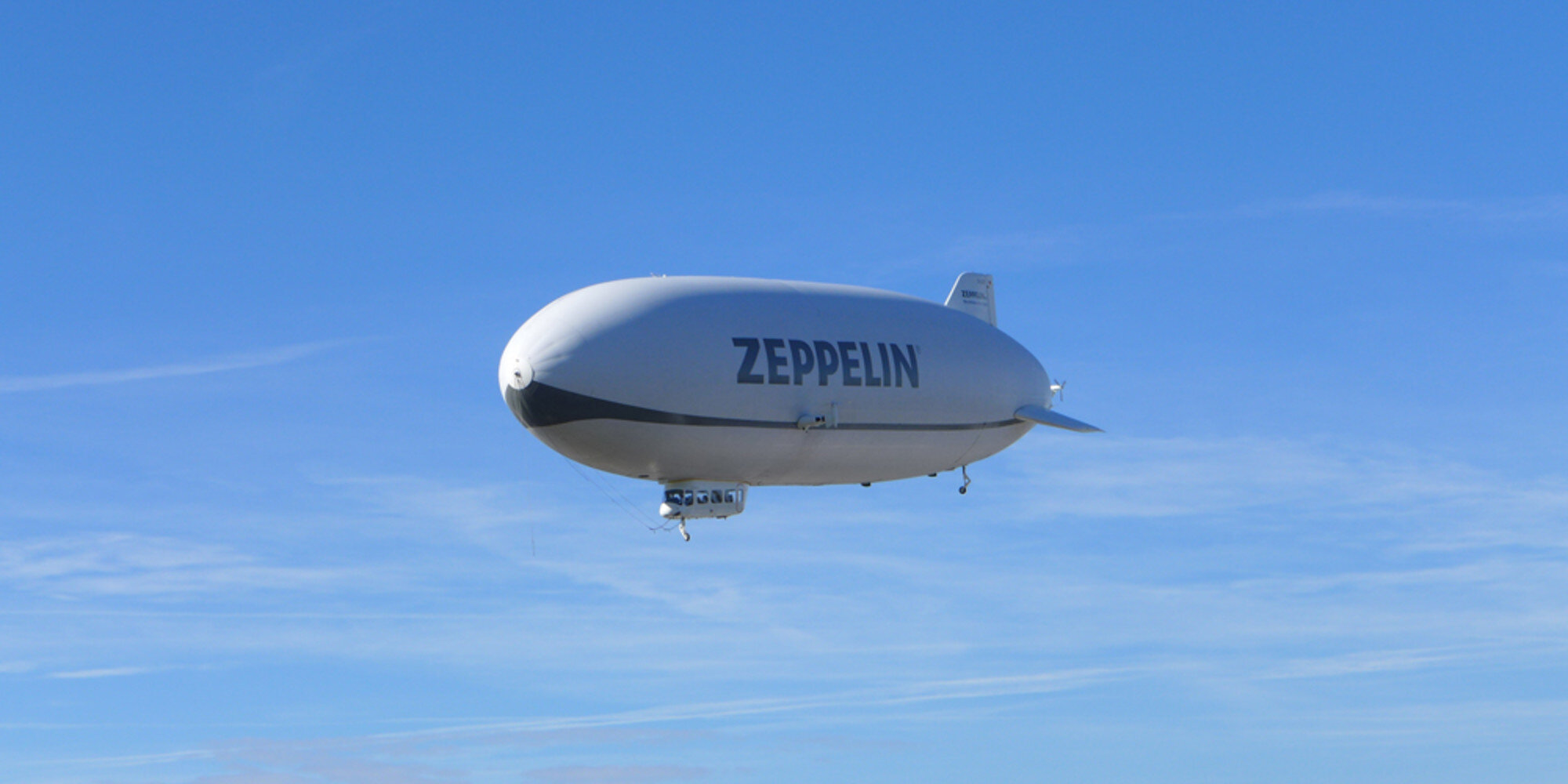 Fly over Munich in a Zeppelin - DB Regio Bayern