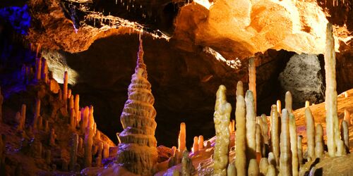 Tropfsteine in der Teufelshöhle