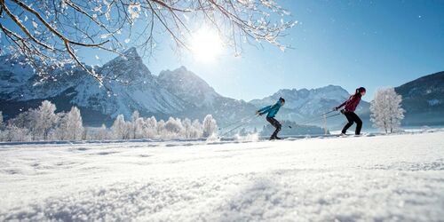 Biathlon and cross-country skiing for everyone in the shadow of Germany's highest mountain