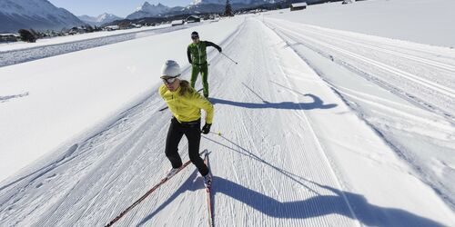 Cross-country skiing and firing practice near the Zugspitze