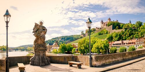 Enjoy a taste of Lower Franconia's wine culture in Würzburg